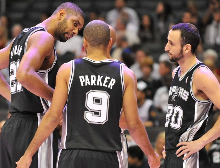 辽宁男篮王哲林关键得分带队胜（王哲林关键时刻砍分，率辽宁男篮赢球）