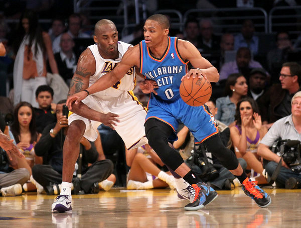 芒特：中场DNA已刻入灵魂！踢10号位？防守必须拉满（芒特：中场基因刻在骨子里，踢10号也得把防守拉满）