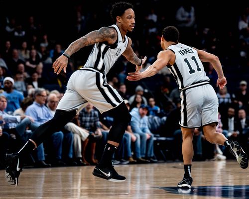 徐正源：成都首次踢亚冠当然会感到困难，我们会努力争取晋级（徐正源：成都亚冠首秀挑战不小，我们将全力争取出线）